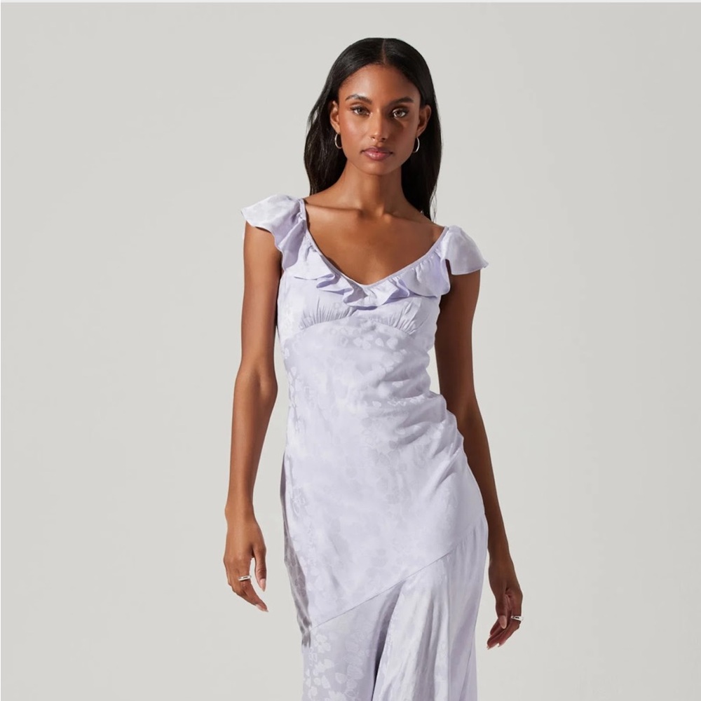 ASTR The Label Jacquard Ruffle Midi Dress - Size Medium